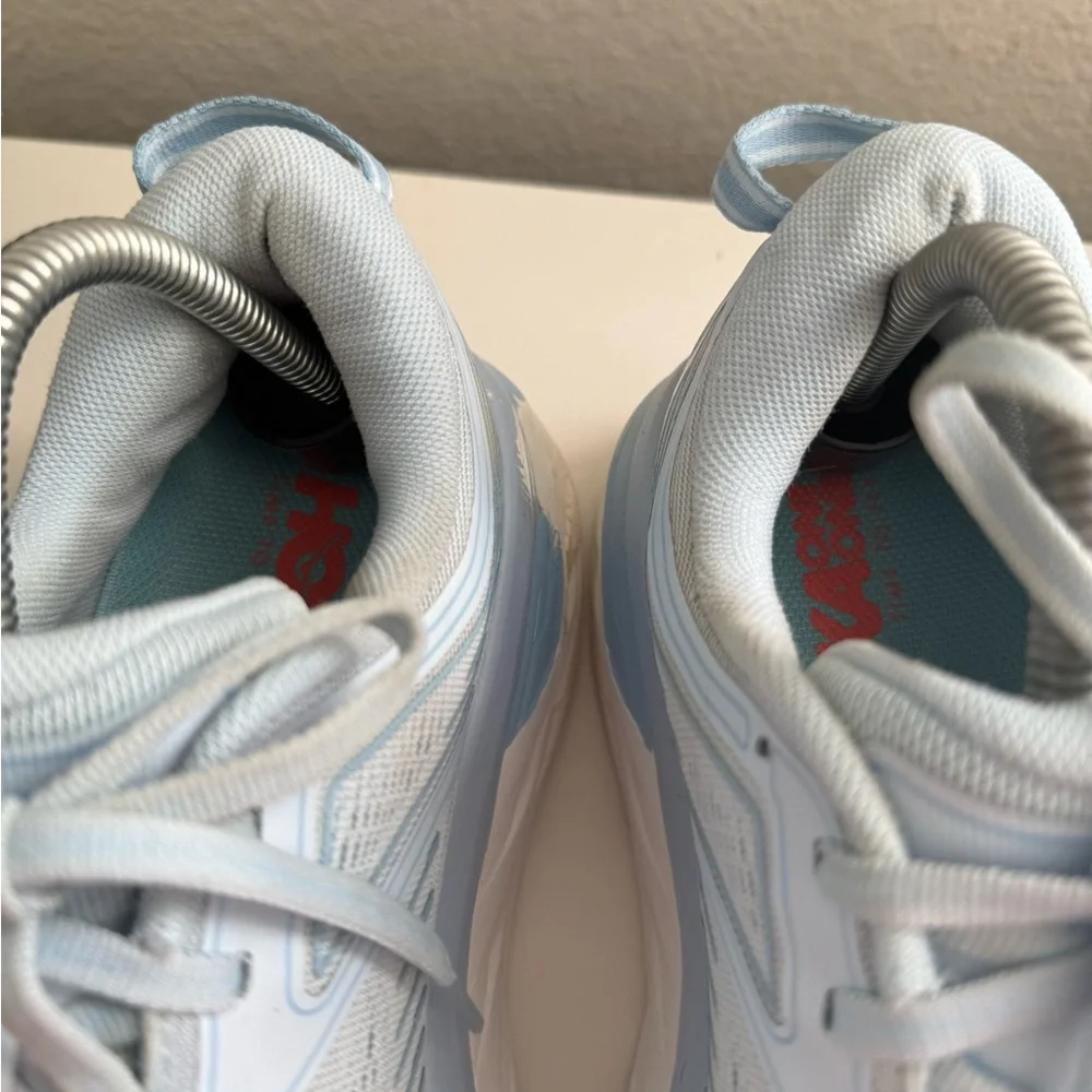 Hoka bondi 7 Women's Pale Blue Cushioned Running Shoes
Size 8.5 - Picture 3 of 10